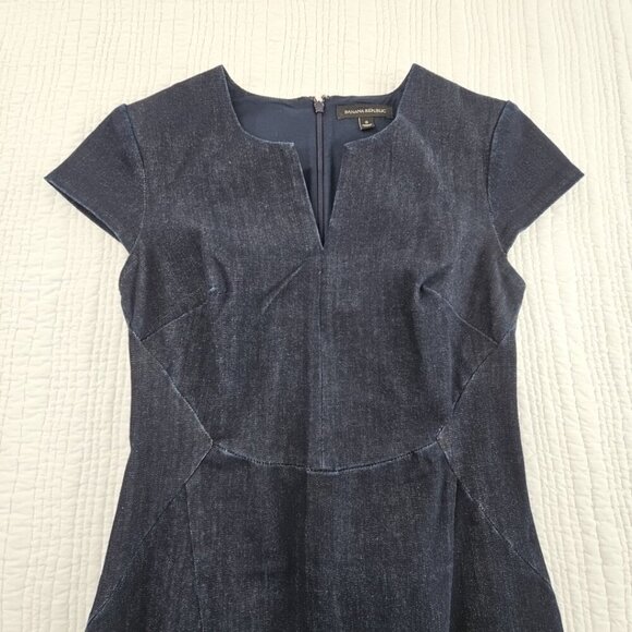 Banana Republic Angled Seam Pencil Dress Women's Sz 0 Short Sleeve Navy NWOT - Picture 3 of 16